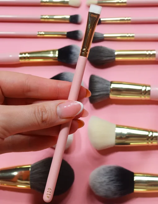 P. Louise P.Louise #119 Flat Liner Brush- Single Brushes