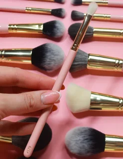 P. Louise P.Louise #179 Small Pinched Multitasker Brush- Single Brushes